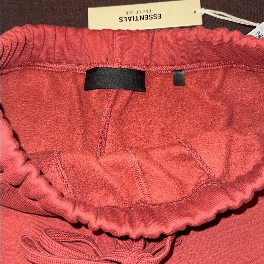 NEW Essentials Fear of God Crimson Straight Leg Sweatpants Authentic 💯 - Picture 4 of 5